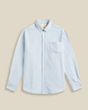 Chemise à rayures vertes et blanches Belavista – coupe droite, col boutonné, 100 % coton. Une pièce estivale raffinée signée Portuguese Flannel, disponible chez SEE YOU à Versailles.