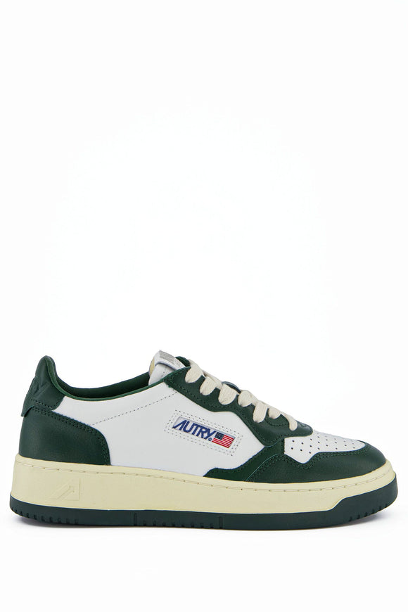 BASKET BASSE BI COLOR VERT FONCÉ ET BLANC AUTRY ACTION SHOES